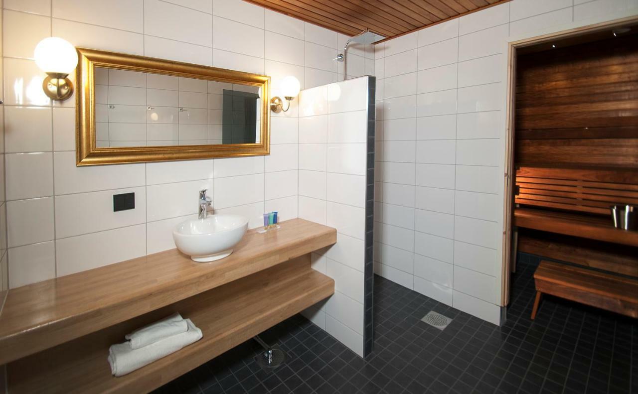 Boutique Hotel Mustaparta Tornio Luaran gambar