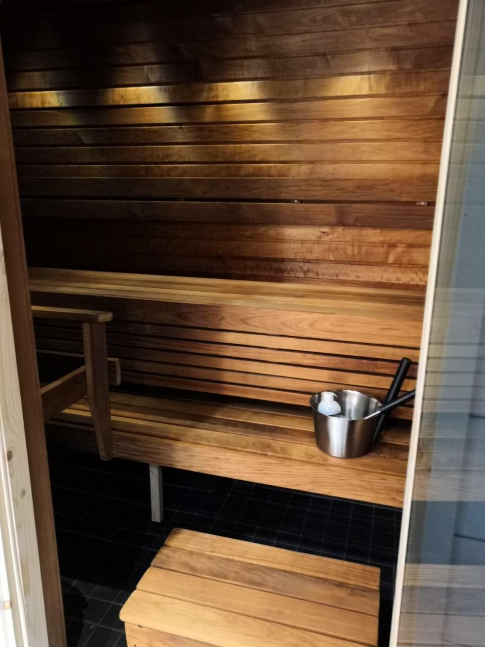 Boutique Hotel Mustaparta Tornio Luaran gambar